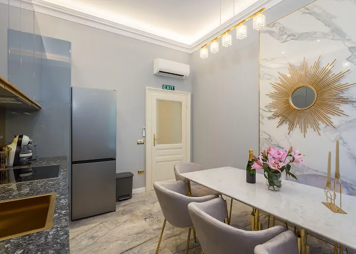 Daire Superb Arena View *