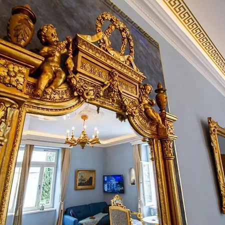 Superb Arena View بولا