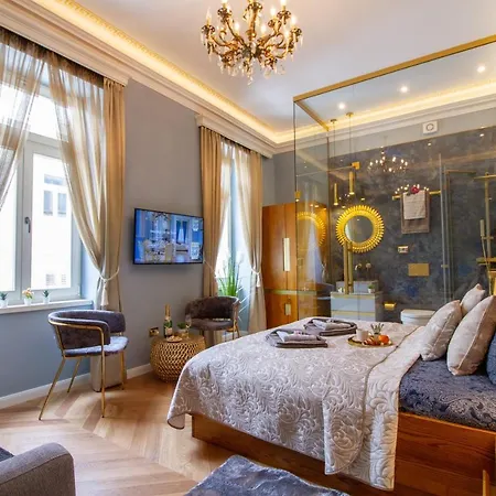Superb Arena View Apartament
