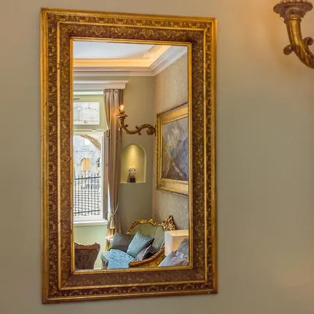 Superb Arena View بولا